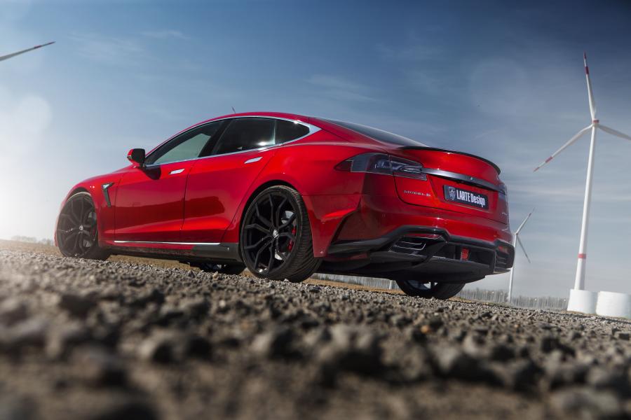  Tesla Model S P85D Elizabeta by Larte Design 2015 года  (фото 5 из 72)